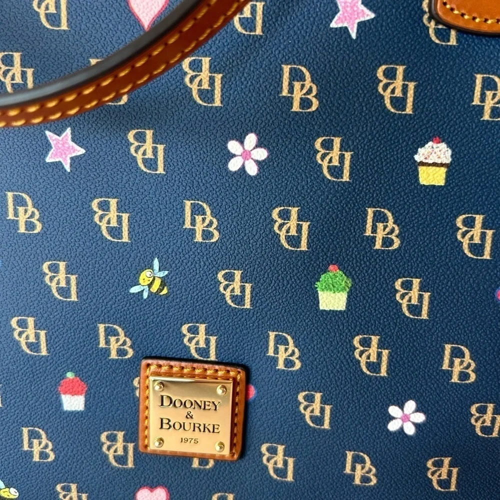 Dooney & Bourke NWT Aston Tote Gretta Novelty Blue Large Tote - Picture 5 of 12